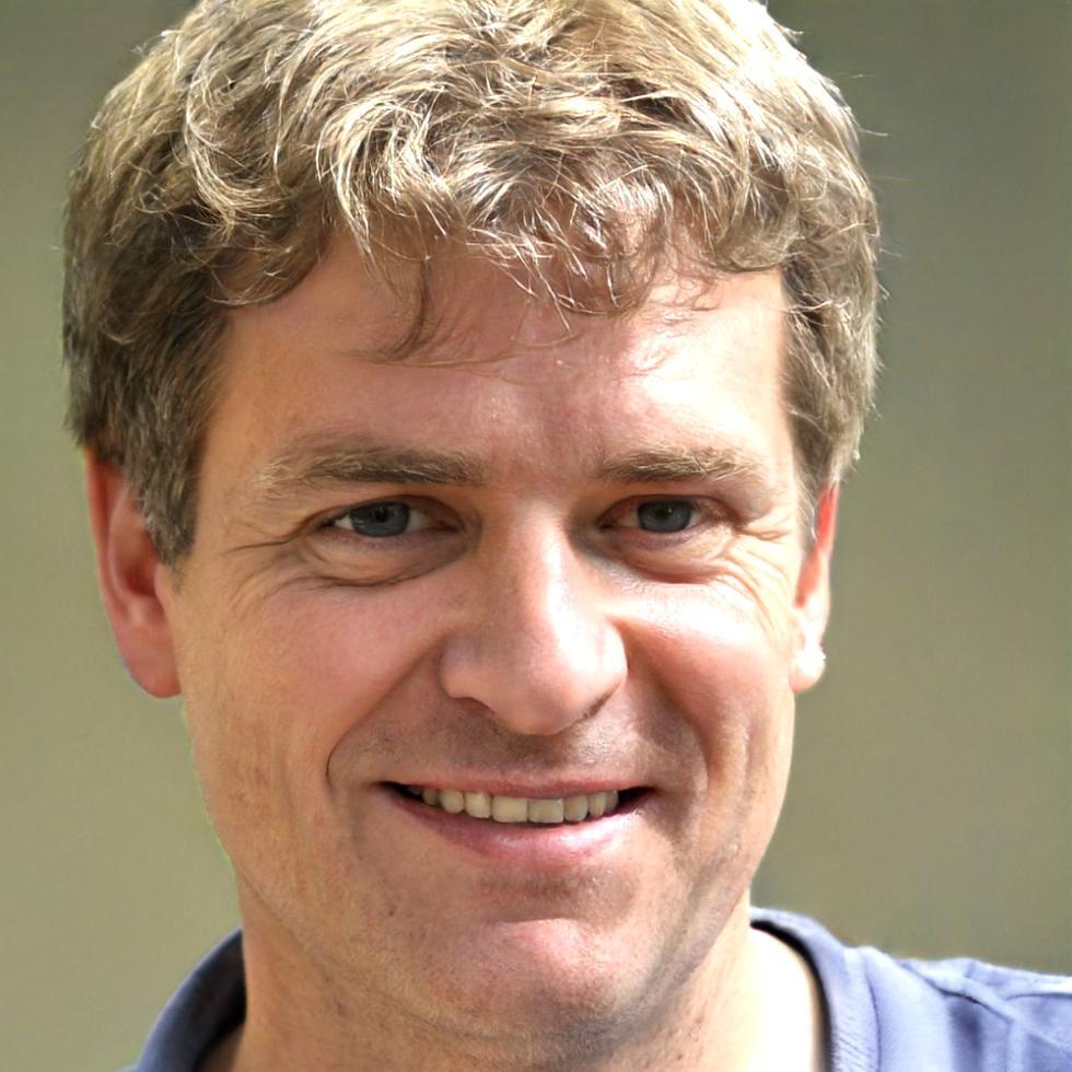 Coordinador de Proyectos Miguel Santos
